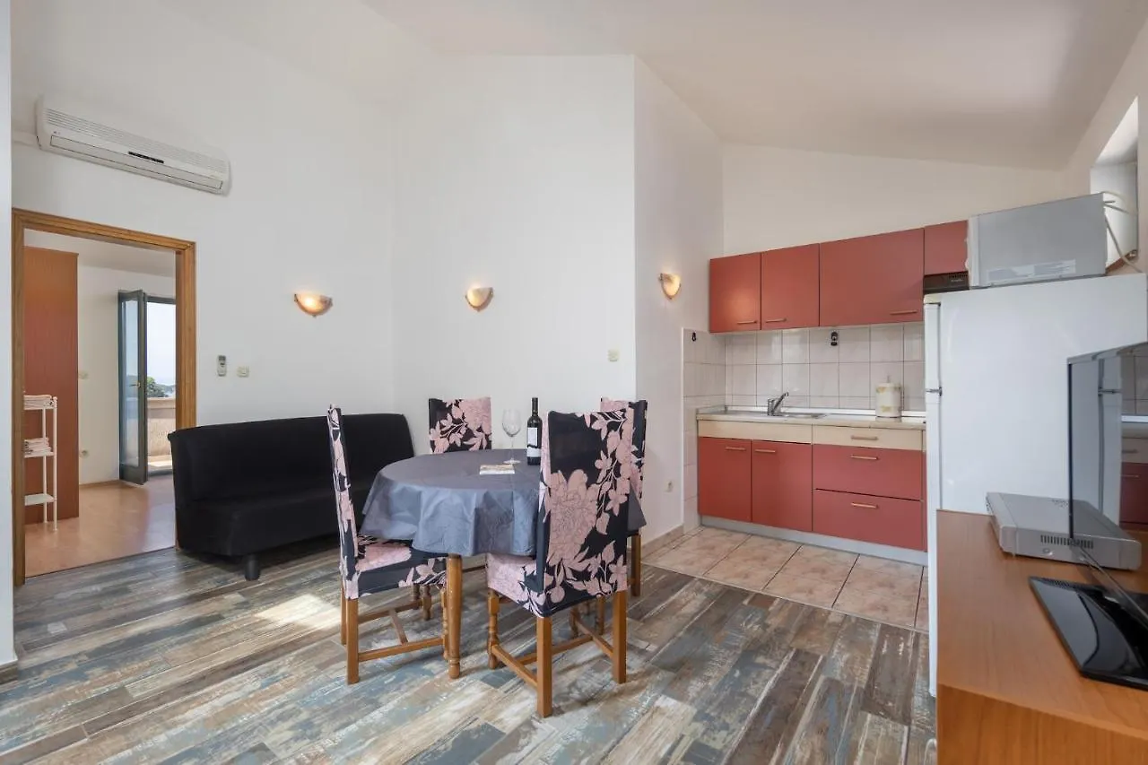 Apartment Doris Supetarska Draga Croatia