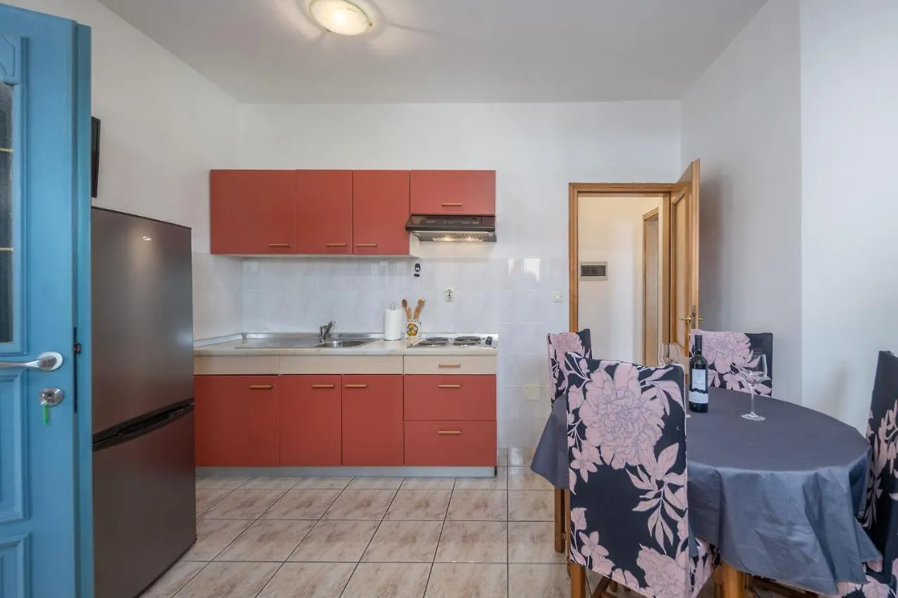 Apartment Doris Supetarska Draga Croatia