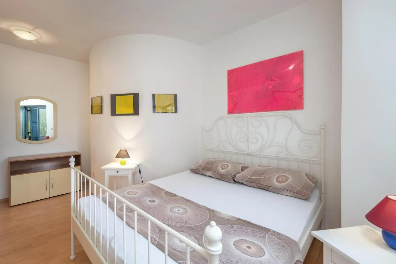 Apartment Doris Supetarska Draga