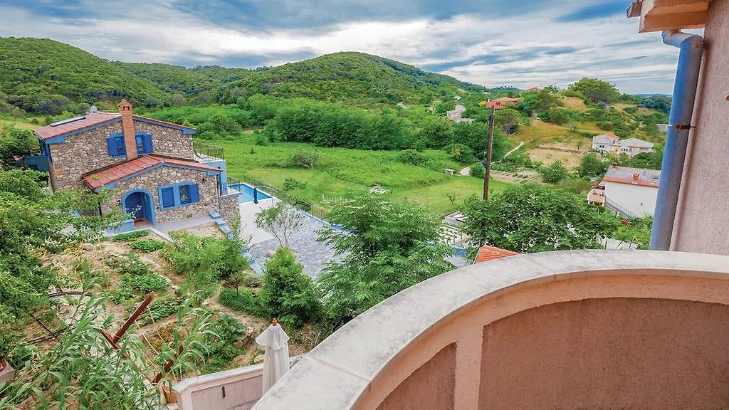 Apartment Doris Supetarska Draga 0*,  Croatia